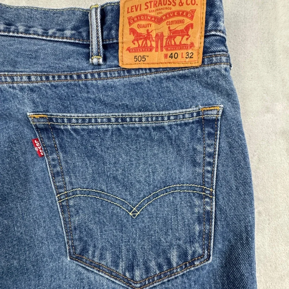 Levi's 505‎ Men's Regular Fit Straight Leg Blue Denim Jeans Size W40 L32